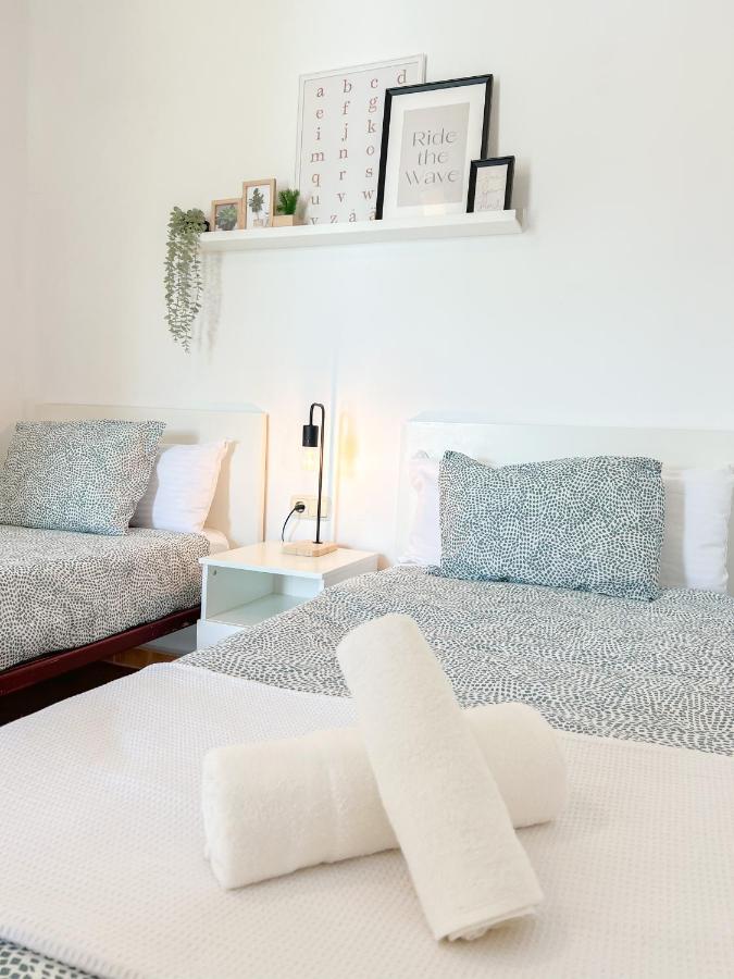Spacious Apartment In The Center Of Торремолинос Экстерьер фото