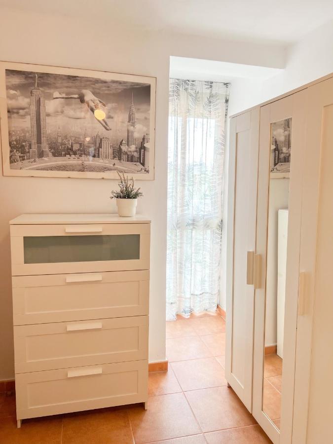 Spacious Apartment In The Center Of Торремолинос Экстерьер фото