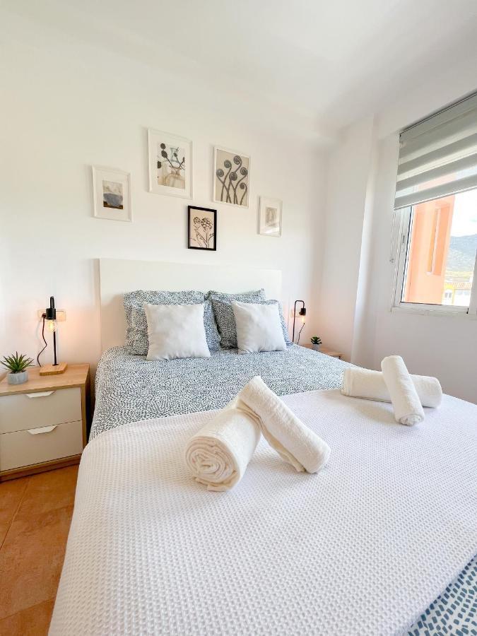 Spacious Apartment In The Center Of Торремолинос Экстерьер фото