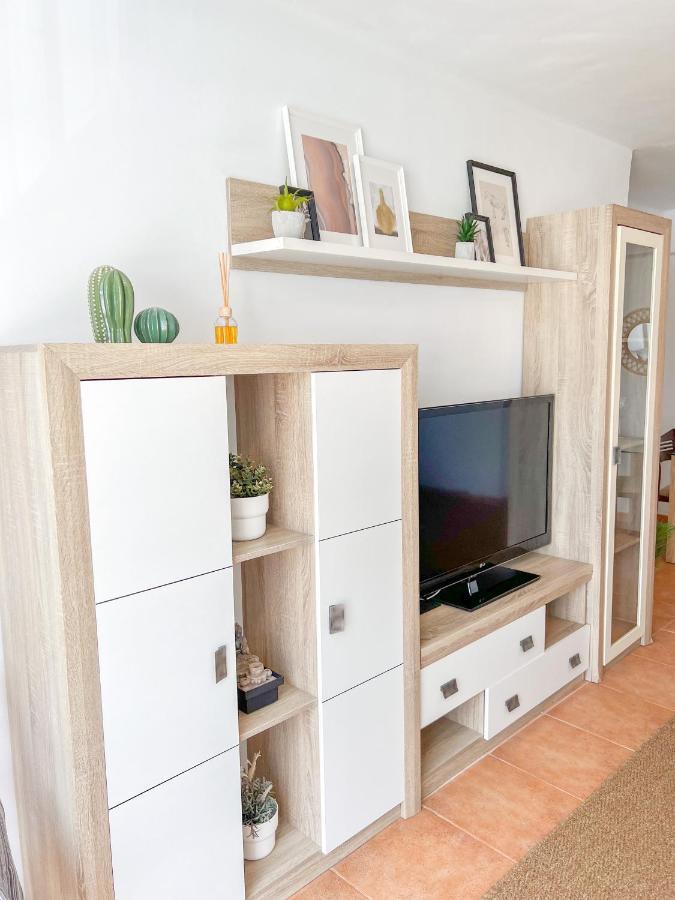 Spacious Apartment In The Center Of Торремолинос Экстерьер фото